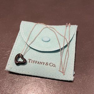 Tiffany & Co - Elsa Peretti Open Heart pendant necklace in black jade
